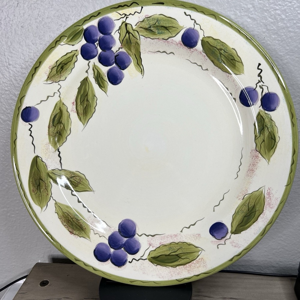 HOME TRENDS NATURAL EXPRESSIONS GRAPES & VINES  11 1/2"‎ DINNER PLATE -Single